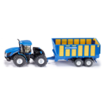 Traktor mit Silagewagen